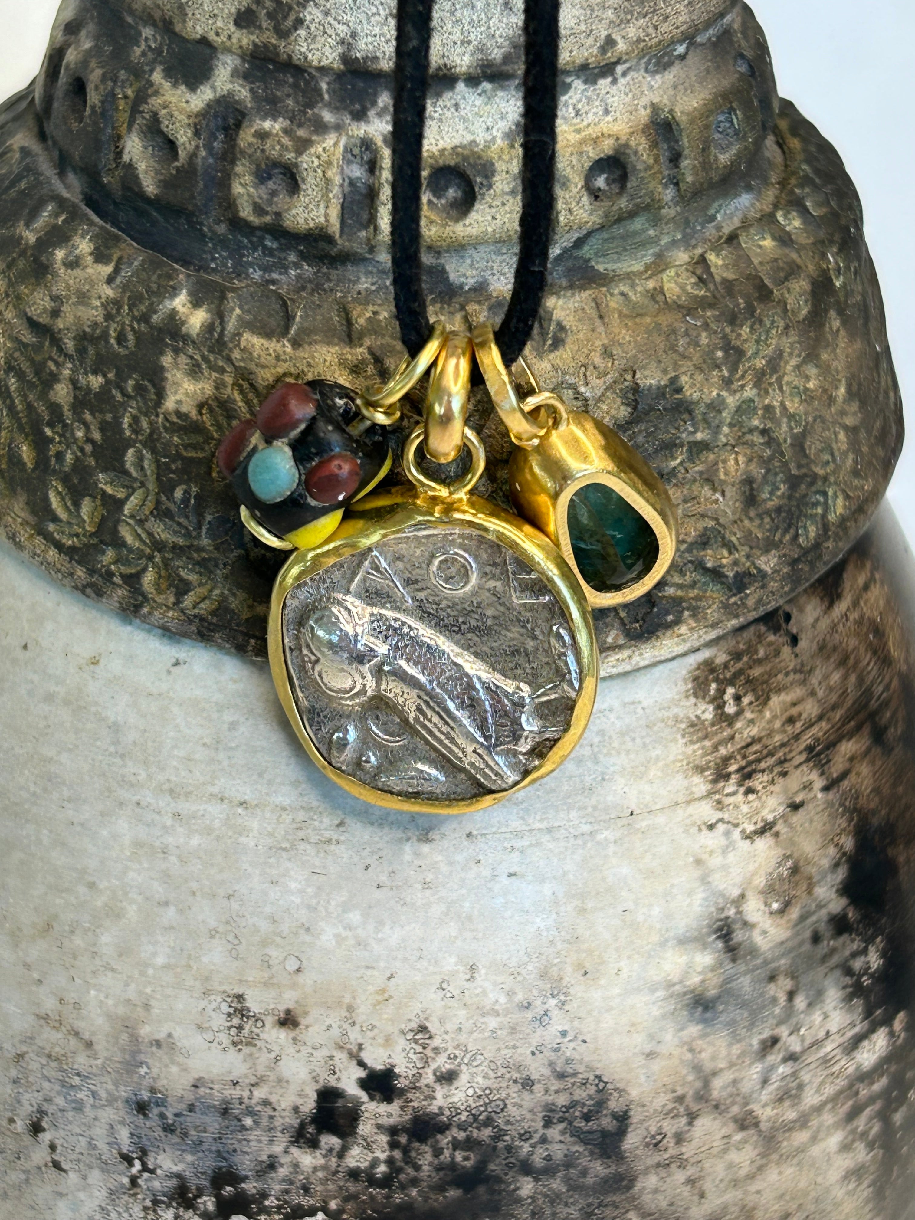 Ode to Wise Athena Necklace Set