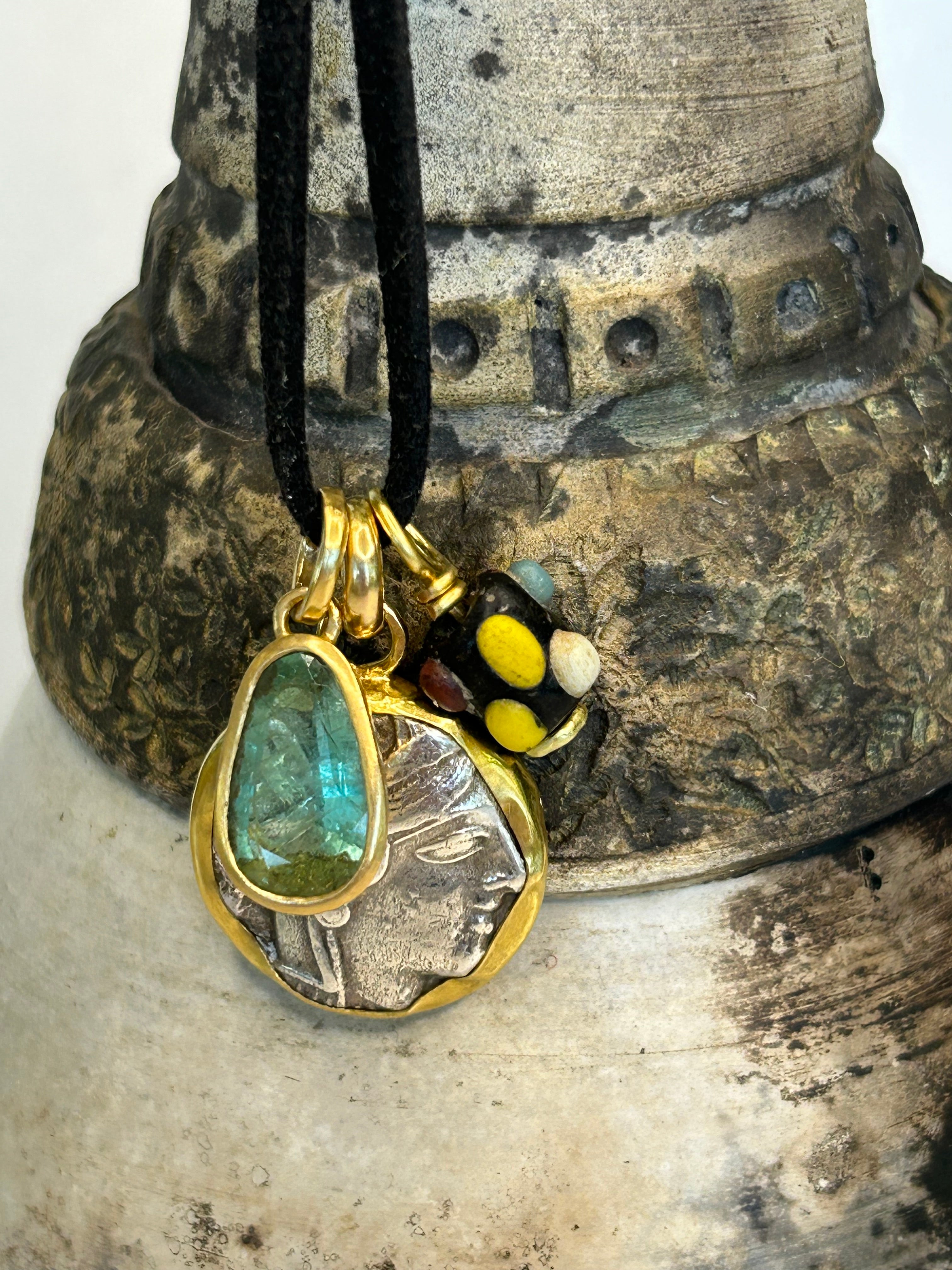 Ode to Wise Athena Necklace Set