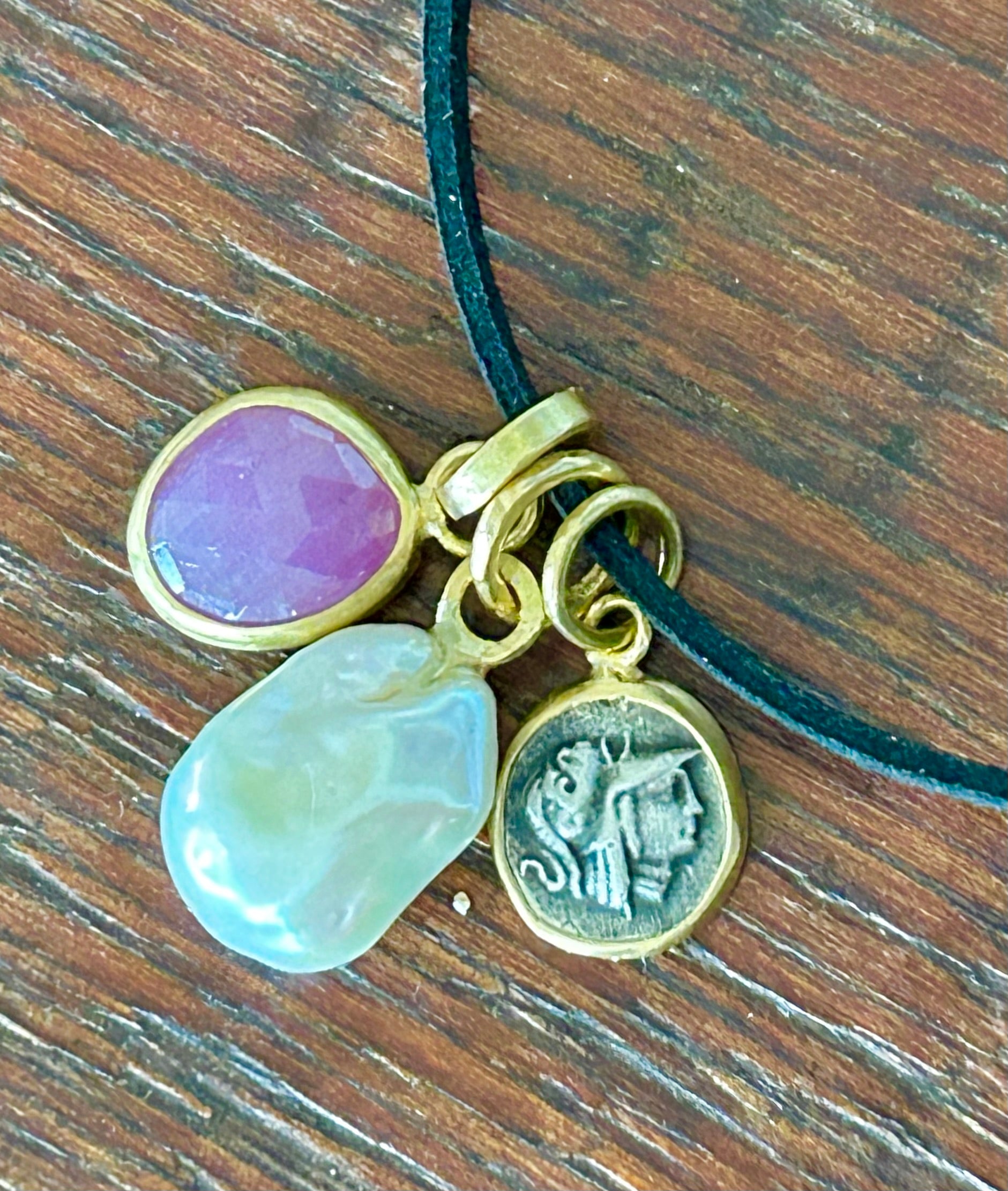Pearly Athena Zeus Obol Necklace